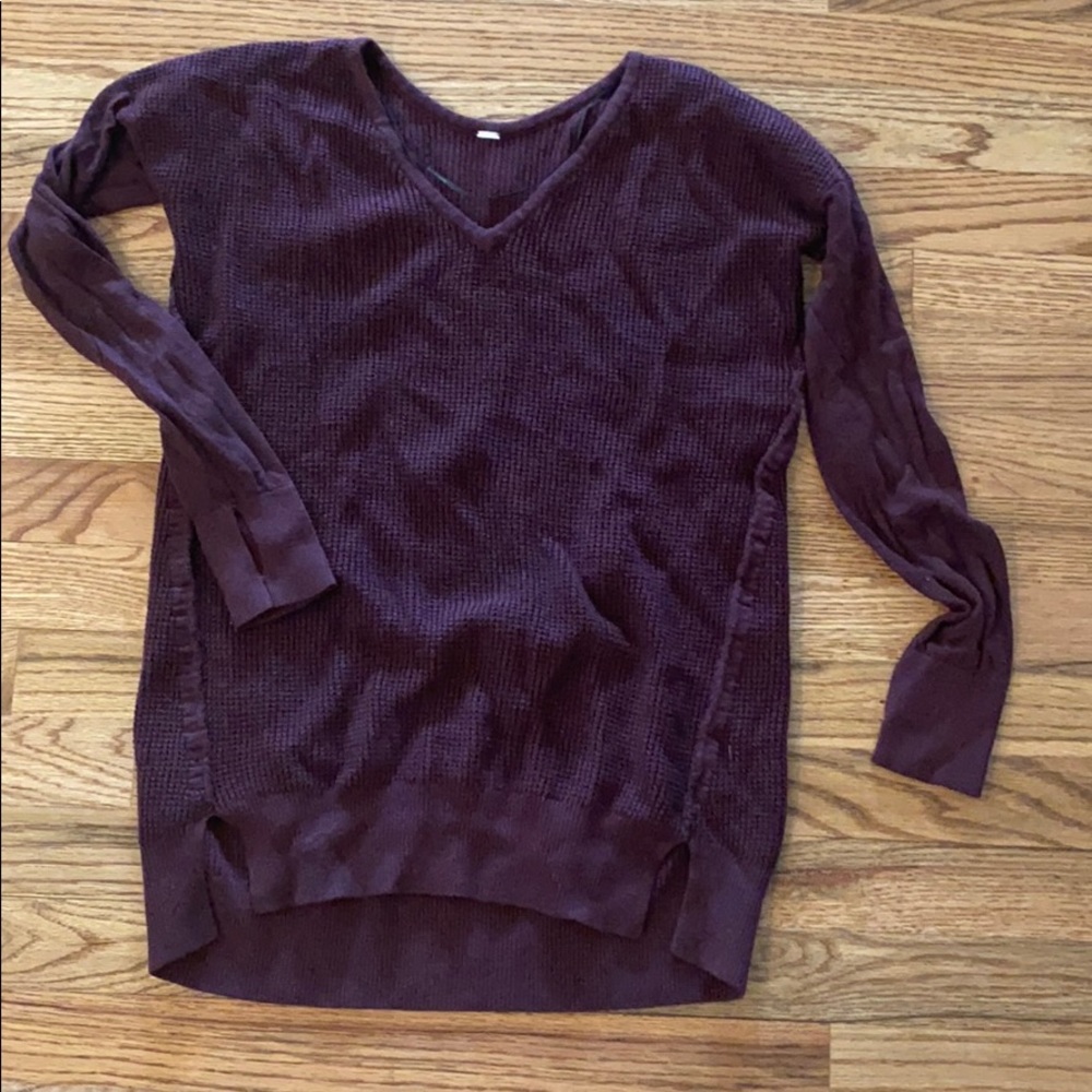 Lululemon The Sweater Life Bordeaux 4 GUC - Picture 4 of 7